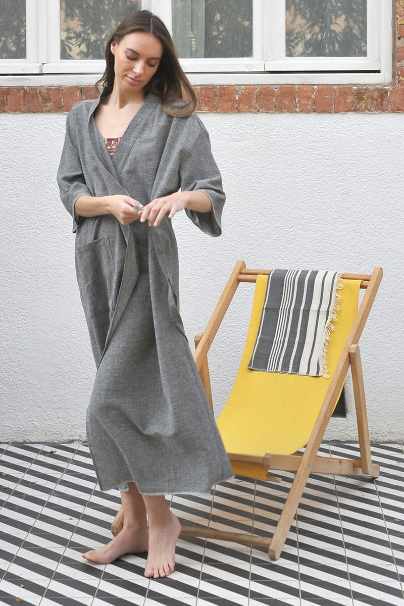 Sile Charcoal Kimono